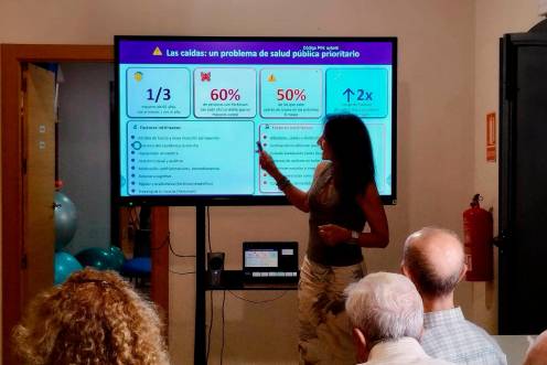 <i>Charla parkinson en Linares. / Junta de Andalucía. </i>