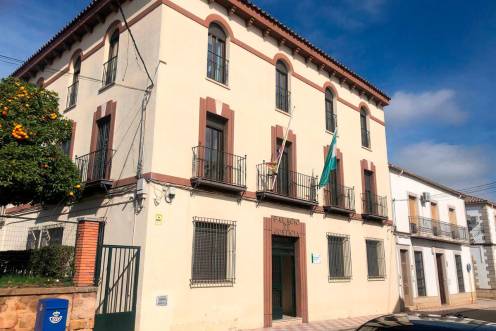 <i>Juzgados de La Carolina, a donde han sido remitidas las diligencias de la investigación. / Archivo. / Diario JAÉN.</i>