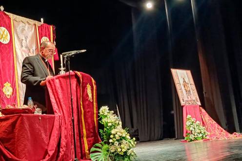 <i>Don Andrés Najera durante su pregón. / Adrián Claudio Bonache / Diario JAÉN.</i>