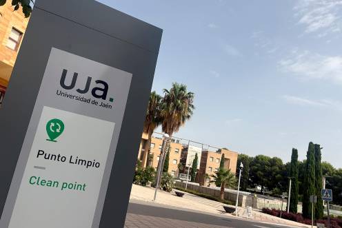<i>Punto limpio UJA.</i>