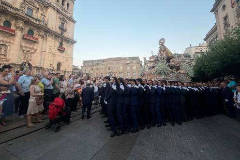 <i>Los mejores momentos de la procesión de la patrona. / Fotografías: Ana Isabel Bravo / Diario JAÉN.</i>
