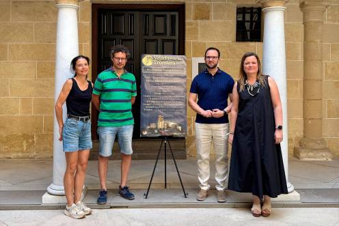 <i>Presentación de “Veladas en la Frontera”. / Ayuntamiento de Alcalá la Real.</i>