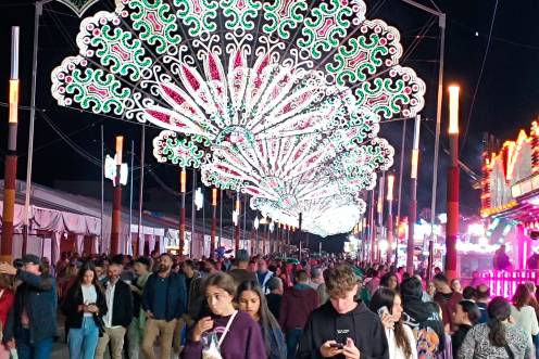 <i>Recinto ferial lleno durante la Feria de San Lucas 2026. / Ayuntamiento de Jaén.</i>