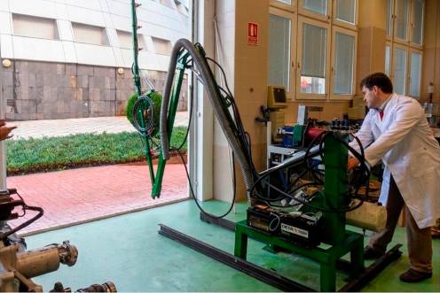 <i>Imagen del pulverizador patentado por la UMA. Archivo. / Europa Press.</i>