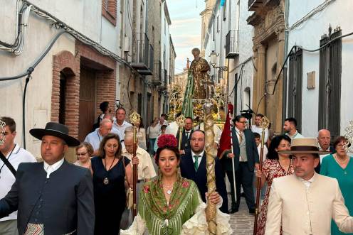 <i>Procesión en honor de San Ginés de la Jara. / Juanfran Paredes / Diario JAÉN. </i>