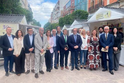 <i>Inauguración de la Feria del Libro de Jaén. / Fotografías: Ana Lechuga / Diario JAÉN.</i>