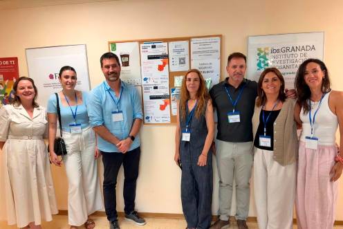 <i>Profesionales de la UGC de Salud Bucodental de Jaén de Enfermería Familiar y Comunitaria del Distrito Sanitario Jaén-Jaén Sur, dependiente del SAS. / Junta de Andalucía. </i>