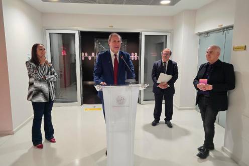 <i>Nicolás Ruiz, rector de la UJA, en el evento de inauguración de la exposición. / Universidad de Jaén.</i>