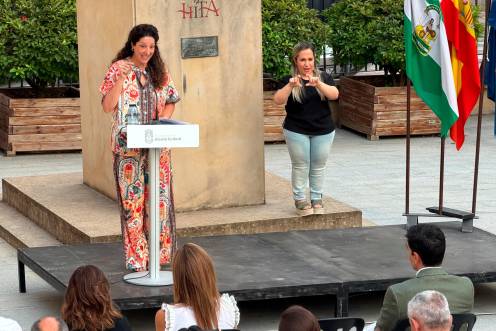 <i>Ana Mata en el Centro Especial de Empleo de Alcalá la Real. / Junta de Andalucía. </i>