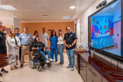 <i>Donación de vinilos al Hospital de Jaén. / Junta de Andalucía.</i>