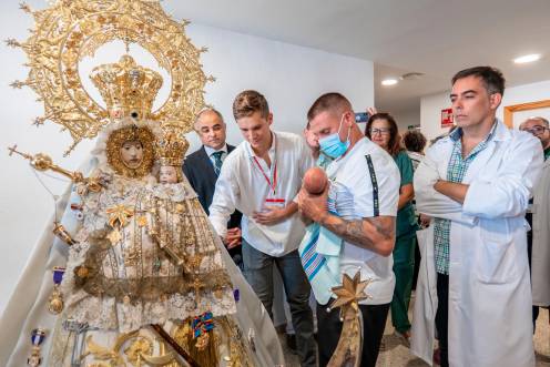 <i>La Virgen de la Capilla dentro del Hospital Universitario de la capital. / Ana Lechuga / Diario JAÉN</i>