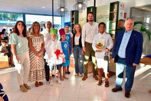 <i>Entrega de premios del X Concurso de Cocina Infantil “PequeChef del AOVE”. / Diputación de Jaén. </i>