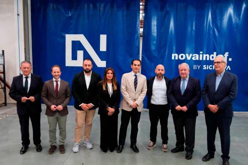 <i>José Antonio Nieto visita Linares, acompañado por la alcaldesa, Auxi del Olmo, Erik Domínuguez y Javier Carazo. / Junta de Andalucía.</i>