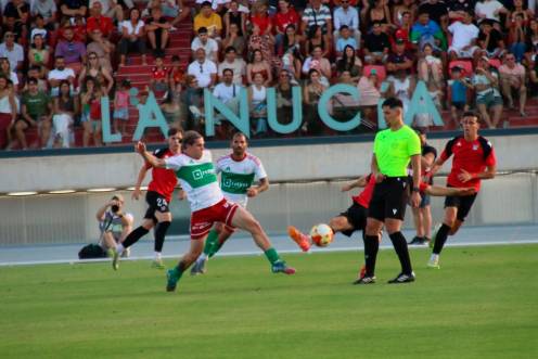 <i>Iker Navarro, en un partido con el Trival Valderas de Alcorcón, su anterior club. / Trival Valderas.</i>