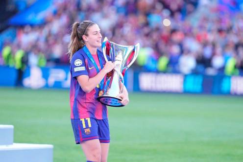 <i>Alexia Putellas con la Champions conquistada con el Barça. / Alexandra Fechete / Europa Press.</i>