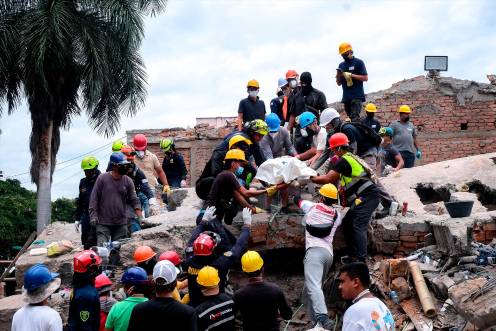 <i>Labores de rescate tras el terremoto de Colombia. / Europa Press. </i>