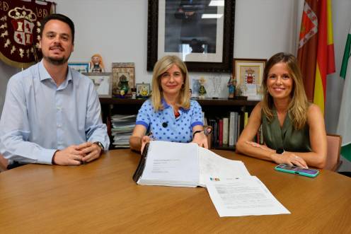 <i>Presentación de la licitación de la rehabilitación del mercado de abastos. / Ayuntamiento de Úbeda. </i>
