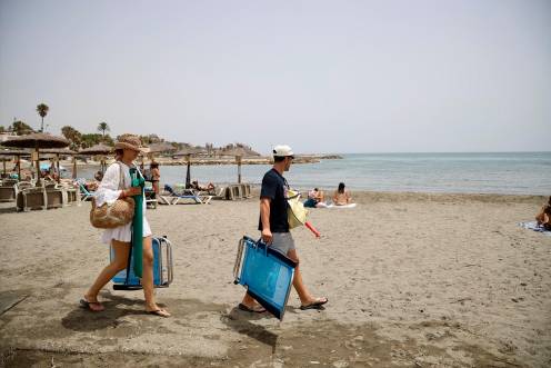 <i>Imagen de la playa de Pedregalejo de Málaga. / Álex Zea / Europa Press.</i>