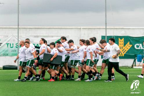 <i>Imágenes de Archivo de los entrenos del Jaén Rugby en la temporada pasada. El equipo sénior masculino comenzará su pretemporada el día 17. / Óscar Rodríguez / Jaén Rugby. </i>