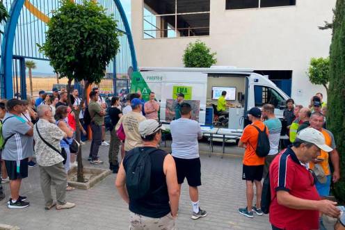 <i>La EMA, a través del Grupo de Emergencias de Andalucía (GREA) y del Servicio Provincial de Protección Civil, colabora en el dispositivo en busca del desaparecido. / EMA 112. </i>