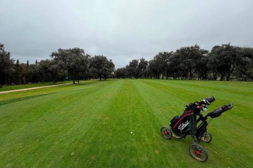 <i>Imagen del hoyo 5 del campo de golf de La Garza, en el mes de febrero, antes de que comenzaran las obras. / Francisco J. Marín / Diario JAÉN. </i>