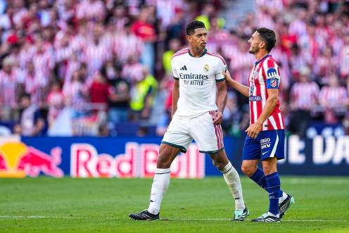 <i>Jude Bellingham protesta a Koke. / AFP7 / Europa Press</i>