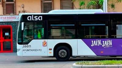 Autobús de transporte urbano de Jaén. / Ayuntamiento de Jaén.