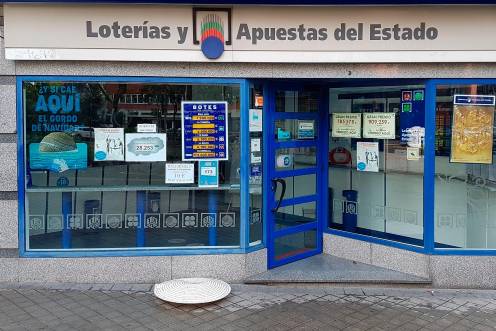 <i>Un despacho de Loterías y Apuestas del Estado. / Europa Press. </i>