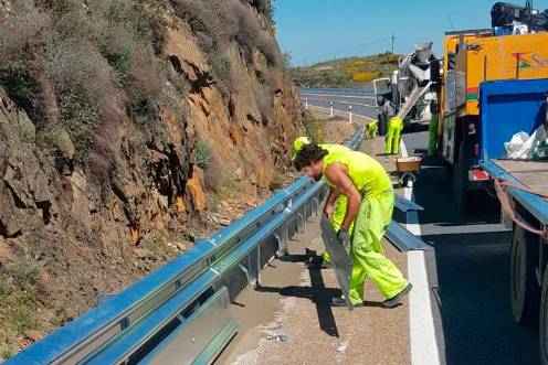 <i>Señalización de carreteras autónmicas. / Junta de Andalucía.</i>