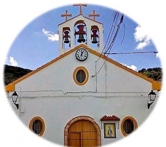 <i>Fachada y campanario de la iglesia parroquial de La Matea.</i>