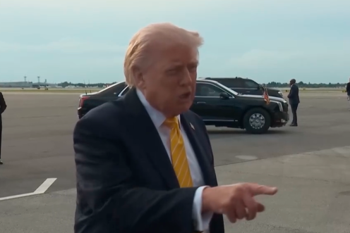 <i>El presidente estadounidense, Donald Trump, regresa a la Casa Blanca tras un viaje a China. / Europa Press.</i>
