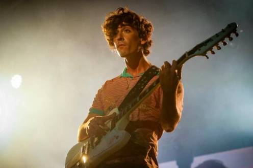 <i>Imagen de archivo del artista Guitarricadelafuente durante una actuación. / Europa Press. </i>