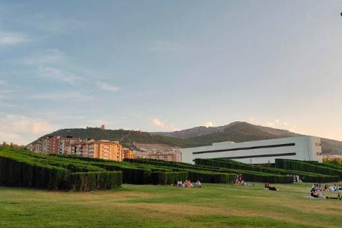 <i>Parque Andrés Vandelvira. / Nazaret Gaitán / Diario JAÉN. </i>