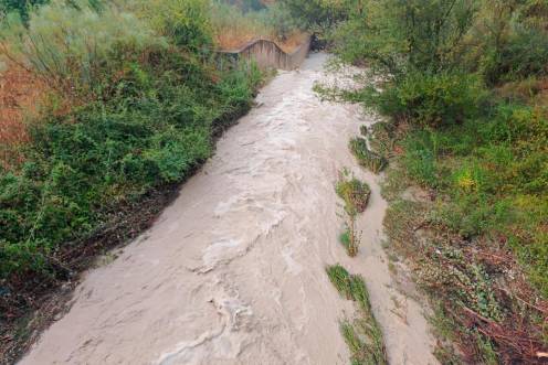 <i>El río Campillo, por el desvío a Carchelejo, tras la tormenta.</i>
