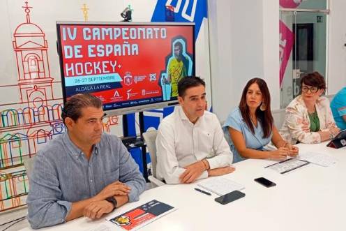 <i>Antonio Aguilera, Marino Aguilera, Belén Ramírez, Inés Arco y Miguel Ángel Alba. / Juan Rafael Hinojosa / Diario JAÉN. </i>