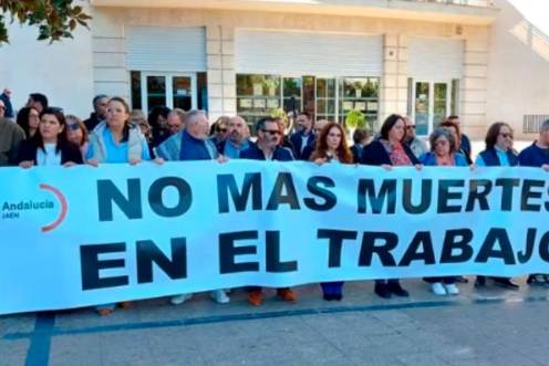 <i>Concentración contra la siniestralidad laboral. / Archivo UGT.</i>
