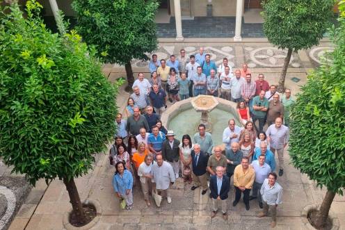 <i>Foto grupal de los cursos impartidos en la UNIA. </i>