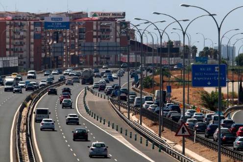 <i>Carreteras en la Operación Especial del 15 de agosto. / Europa Press. </i>