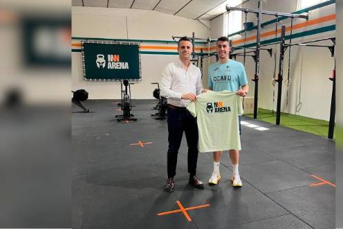 <i>Luis Carmona visita las Instalaciones de Nw Arena en Mancha Real. / Diputación de Jaén. </i>