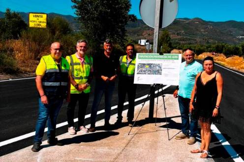<i>Puesta en servicio de la carretera Orcera-Puente Aguadero. / Diputación de Jaén. </i>