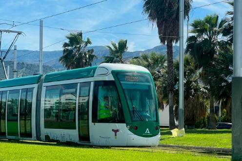<i>Tranvía de Jaén. / Jason Moyano / Diario JAÉN. </i>