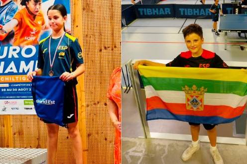 <i>Fátima Burgos, jugadora del CTM Alcalá, en el podio del Euro Mini Champ’s en Francia. Al lado, Jacobo Hervás, jugador del Tecnigen, exhibe la bandera de Linares. / CTM Alcalá / Tecnigen Linares.</i>