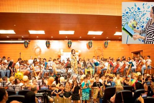 <i>Fotografía de los alumnos del Conservatorio Privado y Escuela de Música “Maestro E. Cebrián” en una de sus actuaciones ante el público asistente y de Cristina García de la Torre.</i>