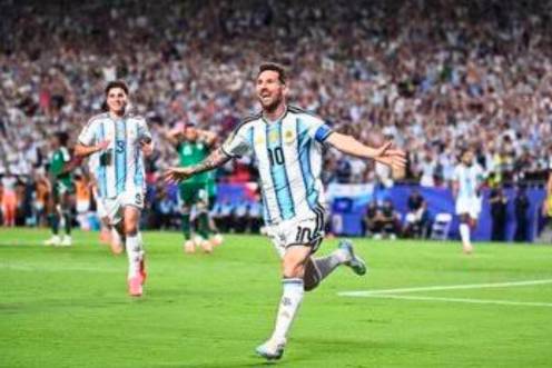 <i>Leo Messi celebra el segundo gol de Argentina durante el partido del Grupo J del Mundial 2026 ante Argelia, disputado en el Kansas City Stadium.</i>