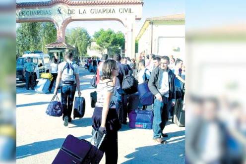 <i>Llegada de la nueva promoción a la Academia de la Guardia Civil de Baeza. / Archivo histórico Diario JAÉN.</i>