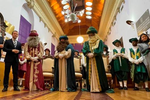 <i>Imagen de archivo del recibimiento a los Reyes Magos en el Ayuntamiento de Jaén, en una imagen de archivo. </i>