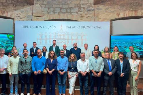 <i>Presentación de la nueva estrategia de OleotourJaén. / Diputación de Jaén.</i>