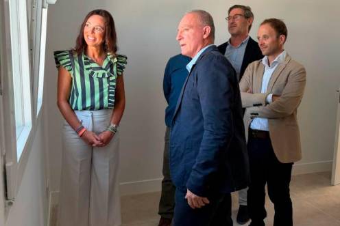 <i>Visita a las obras de las viviendas. / Junta de Andalucía. </i>