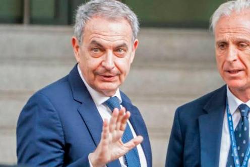 <i>El expresidente del Gobierno José Luis Rodríguez Zapatero a su llegada a la Audiencia Nacional. / César Vallejo / Europa Press.</i>