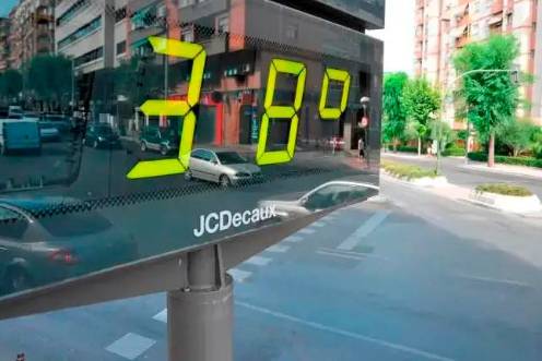<i>Un termómetro de Jaén marca altas temperaturas en plena ola de calor. Archivo / Juan Carlos Fernández.</i>
